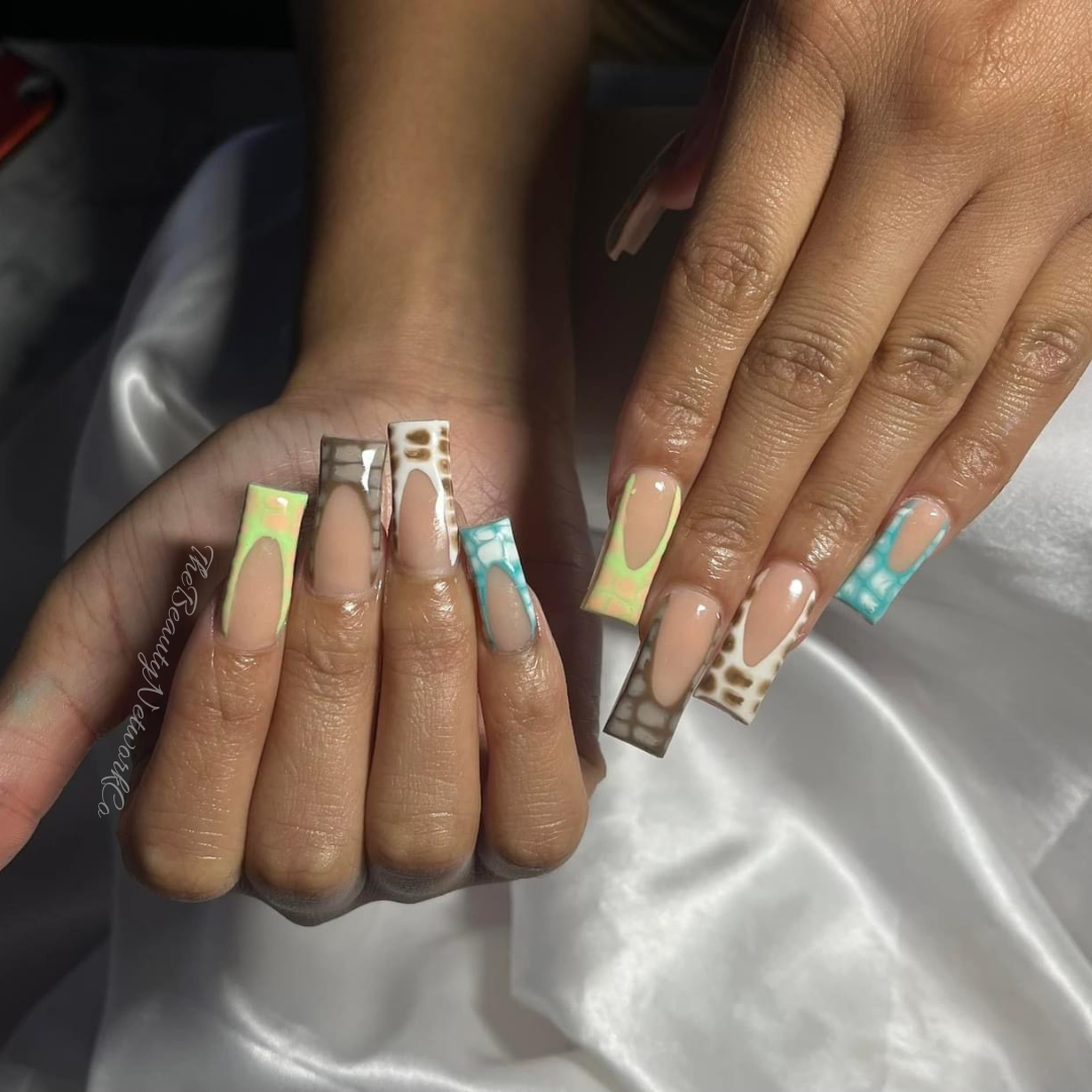 Medium Nails